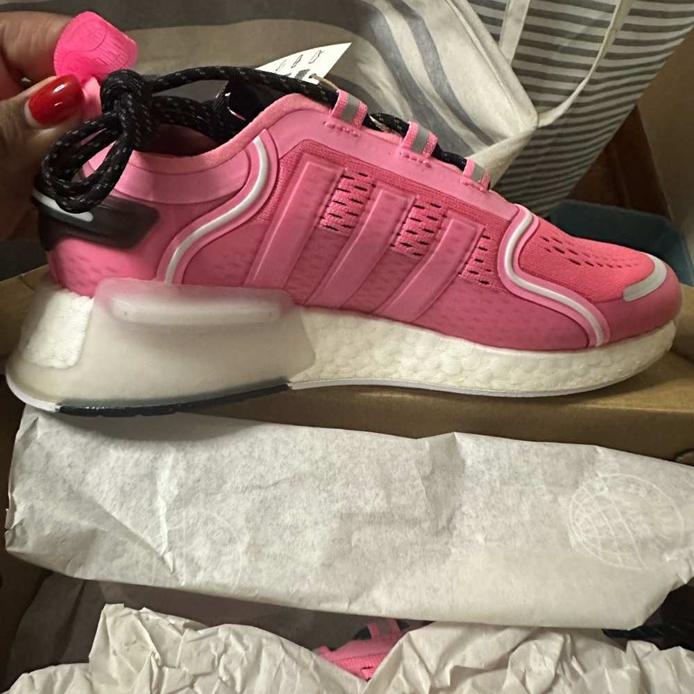 Kid’s Pink Athletic Shoes